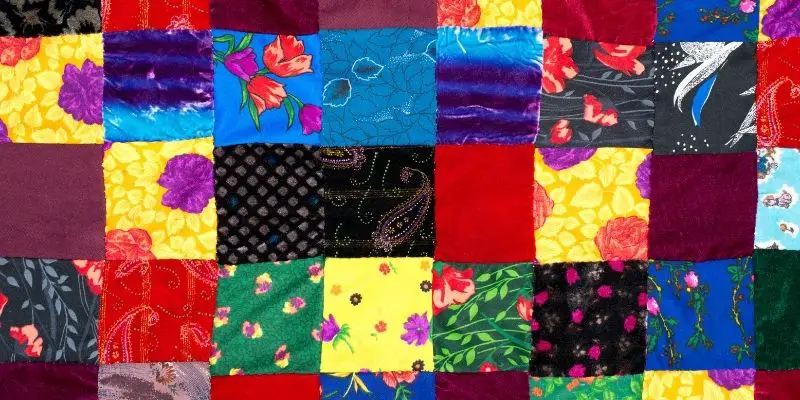 How to Tie a Quilt with Yarn, Without a Frame, & More